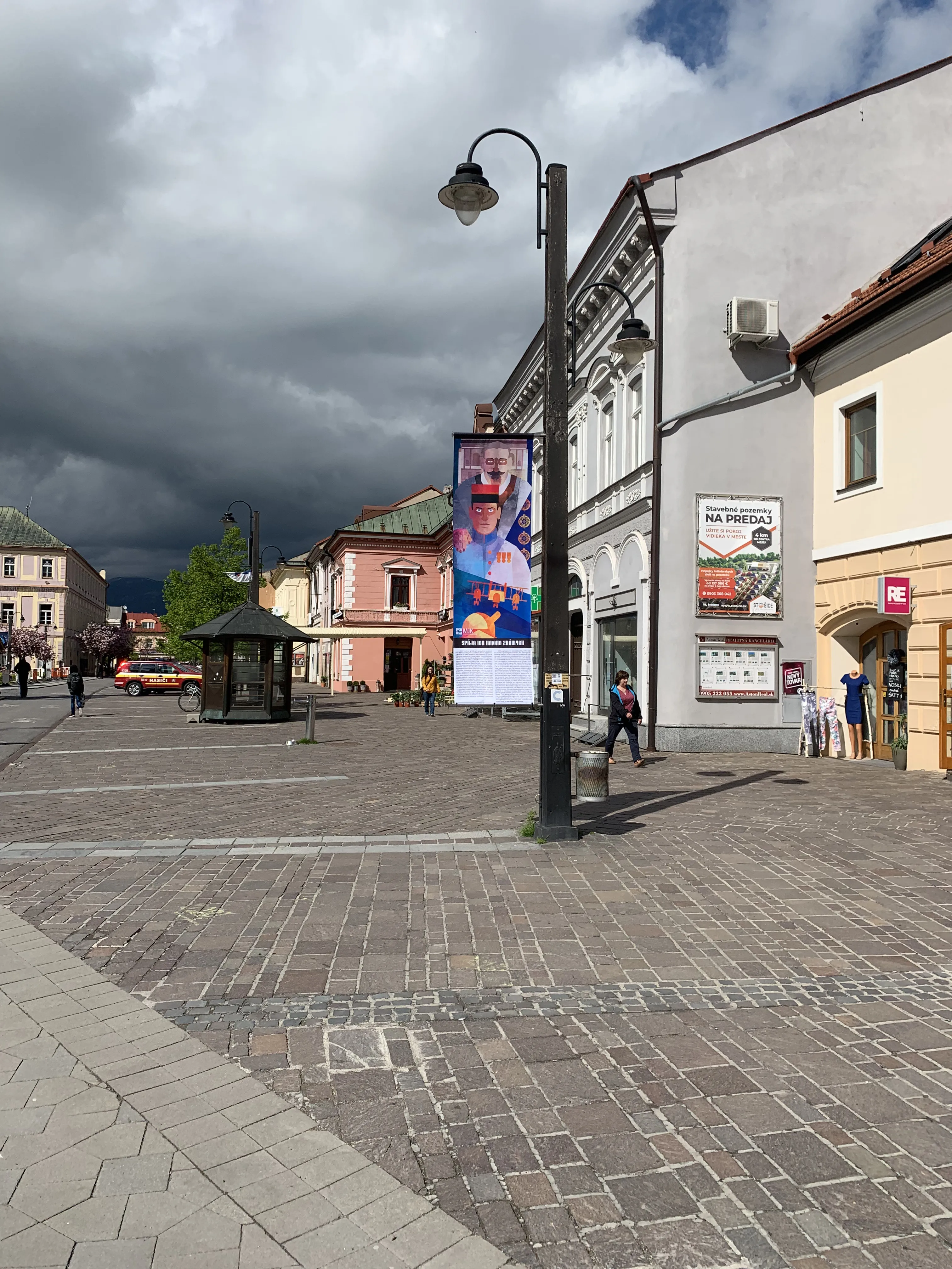 Stĺpový textilný banner